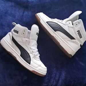 Puma Men's White and Black High-Top Sneakers